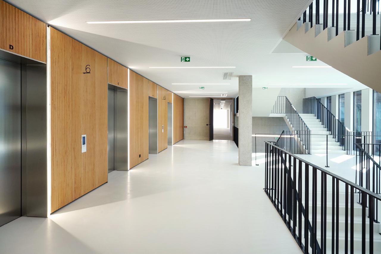 Bureau Saint-Ouen 41848m² Location bureau Saint-Ouen Seine-Saint-Denis OLBUR2100414 5
